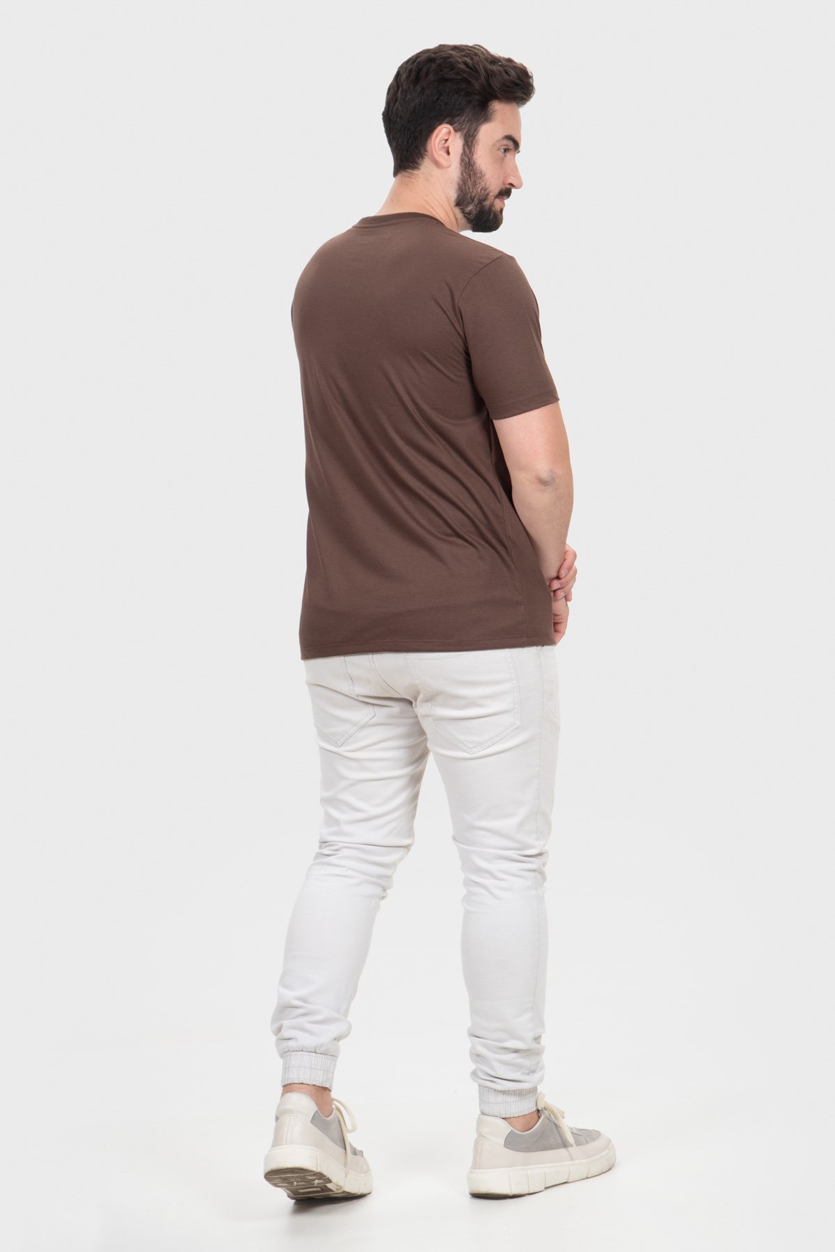Camiseta Casual Essencial Básica - Marrom