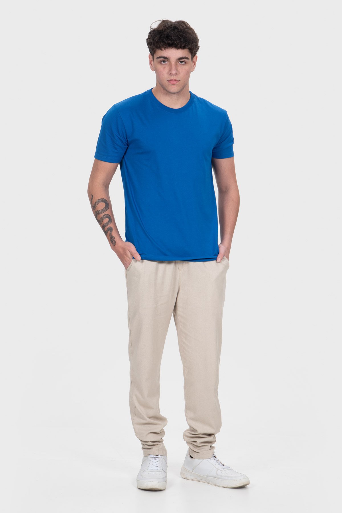 Camiseta Casual Essencial Básica - Azul Royal