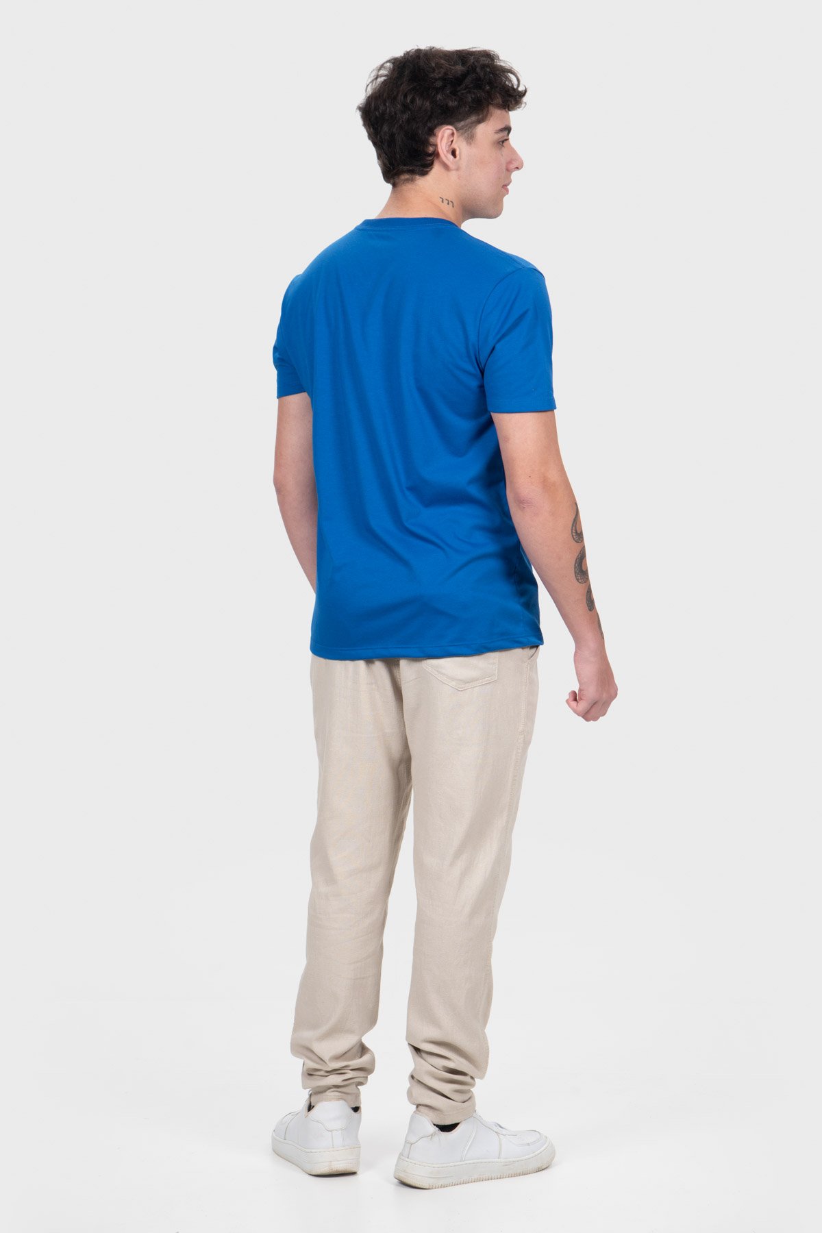 Camiseta Casual Essencial Básica - Azul Royal