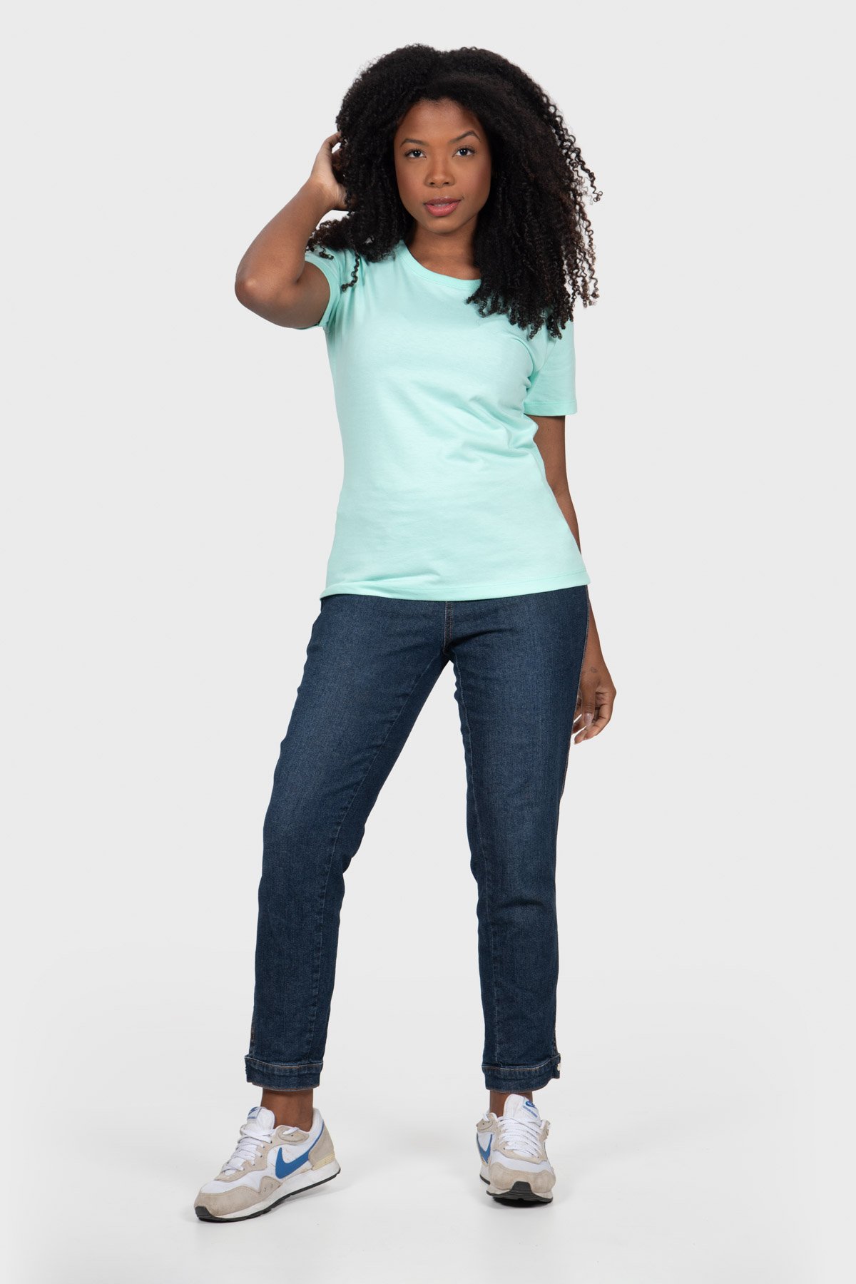 Camiseta Casual Essencial Básica Feminina - Verde Claro