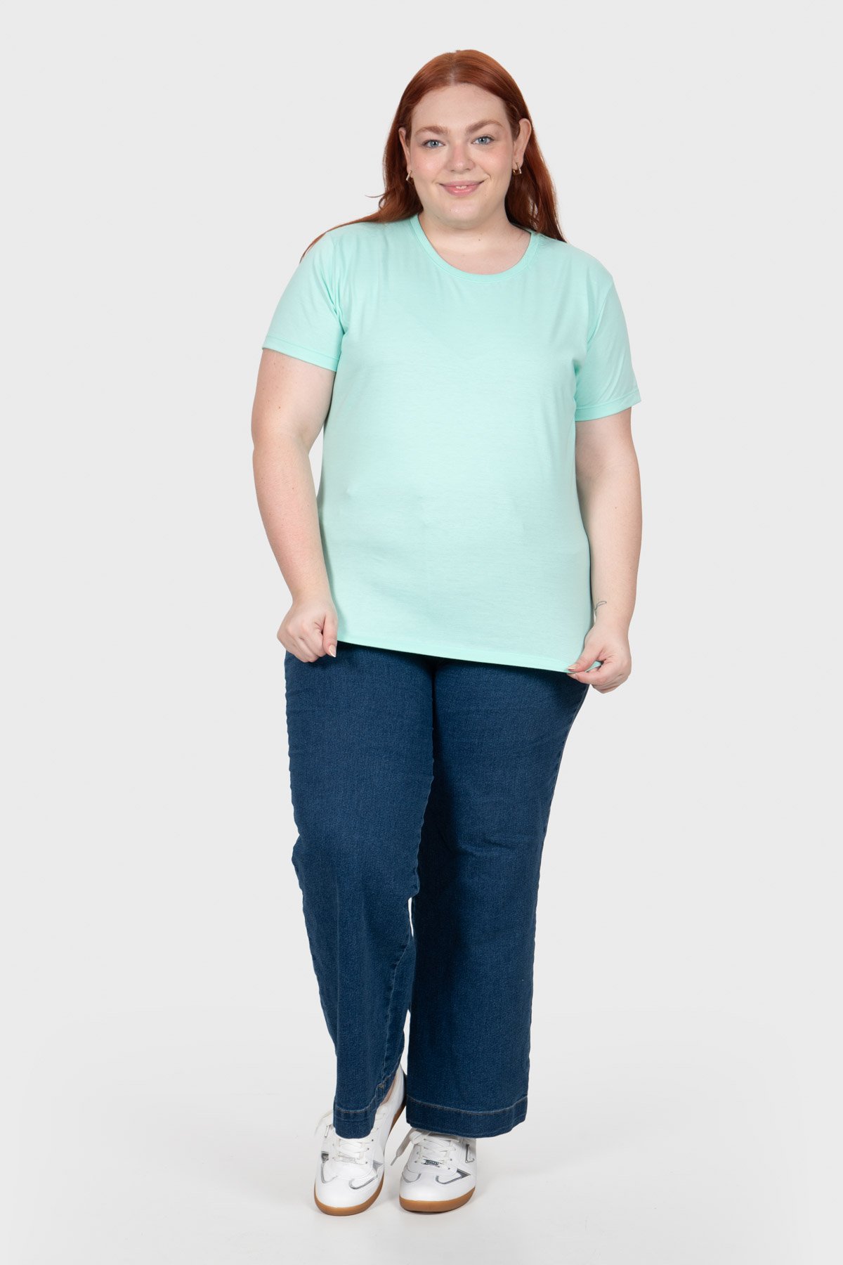 T-shirt Casual Essencial Básica Feminina Plus Size - Verde Claro