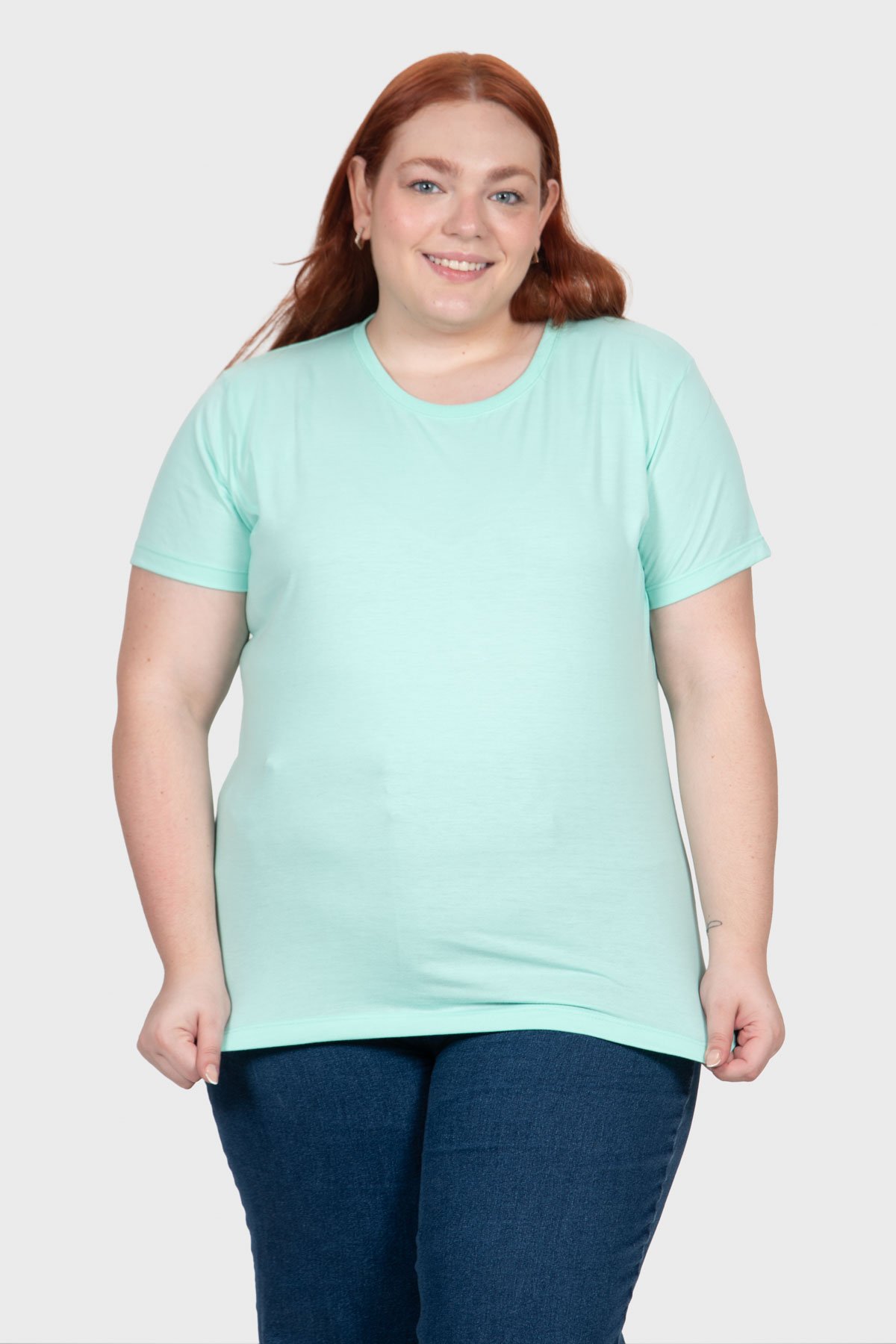 T-shirt Casual Essencial Básica Feminina Plus Size - Verde Claro - Imagem 3