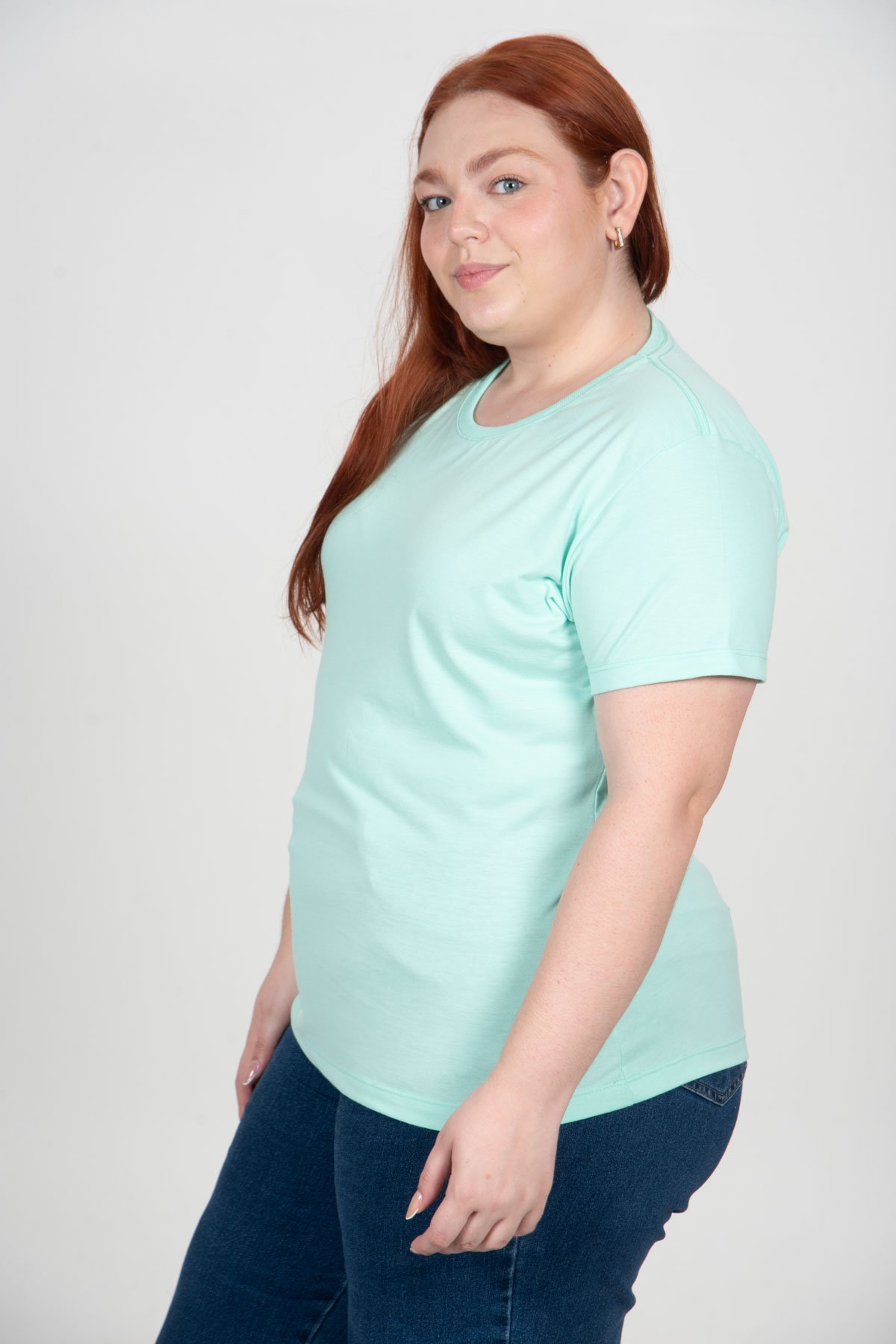 T-shirt Casual Essencial Básica Feminina Plus Size - Verde Claro - Imagem 5