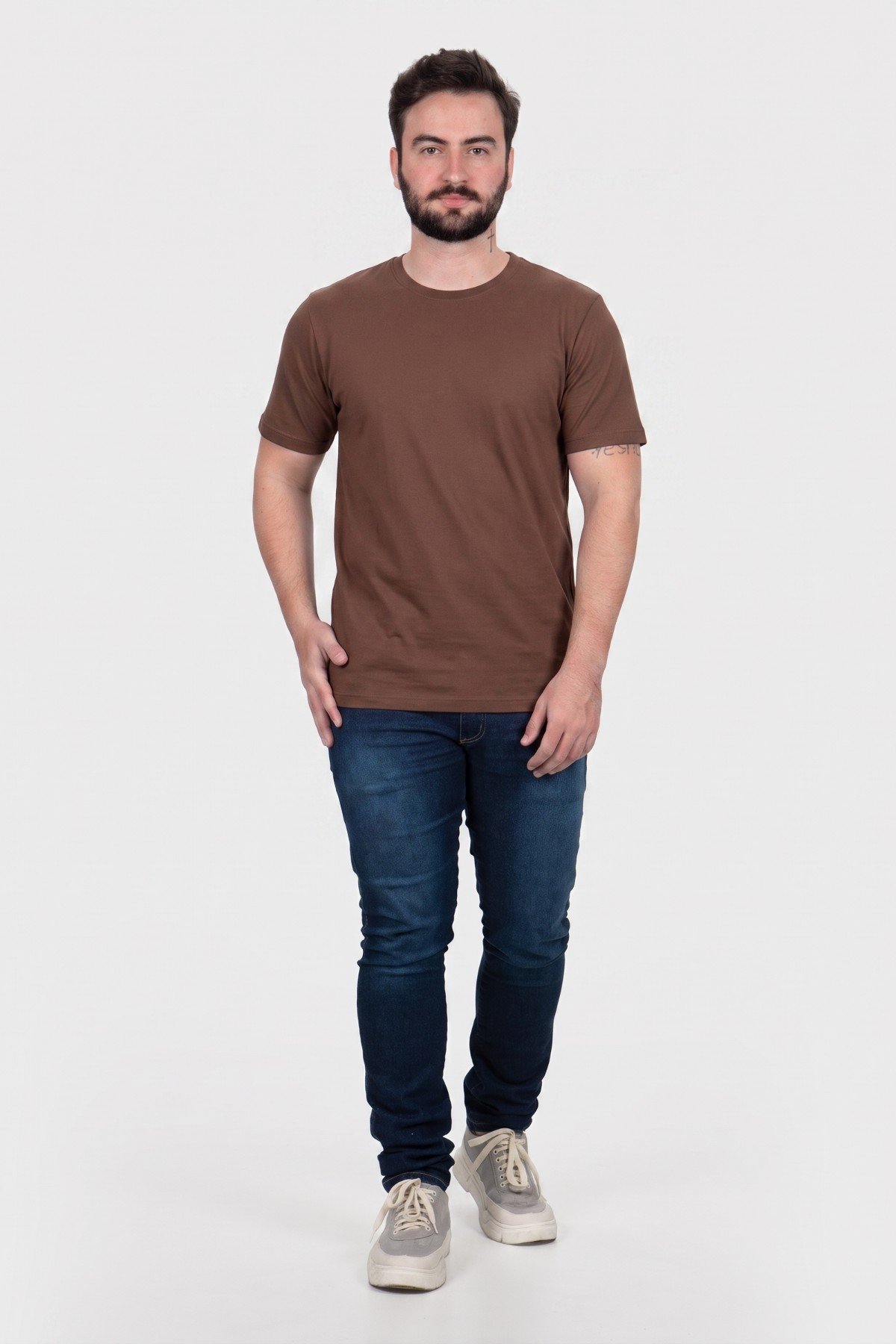 Camiseta Cotton Essencial Básica Marrom masculina