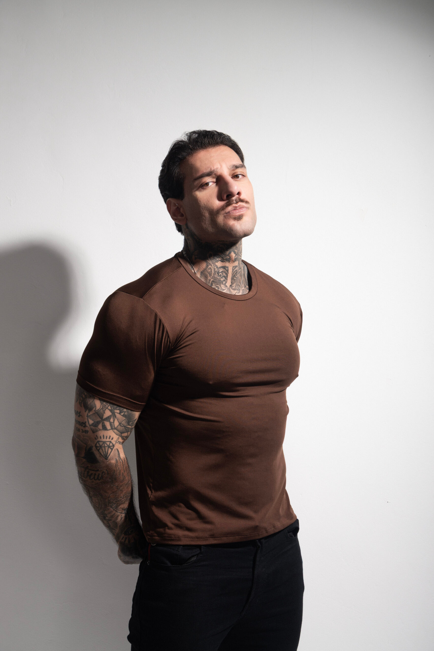 Camiseta Performance Uv Básica - Marrom